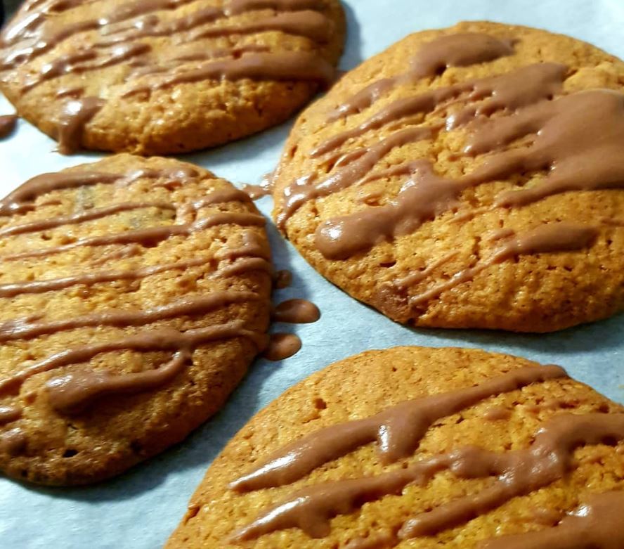 Chocolate Drip Almond Cookies